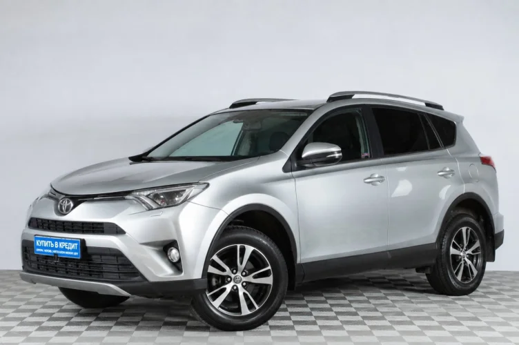 Toyota RAV4 3 из 6