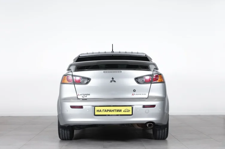 Mitsubishi Lancer 5 из 6