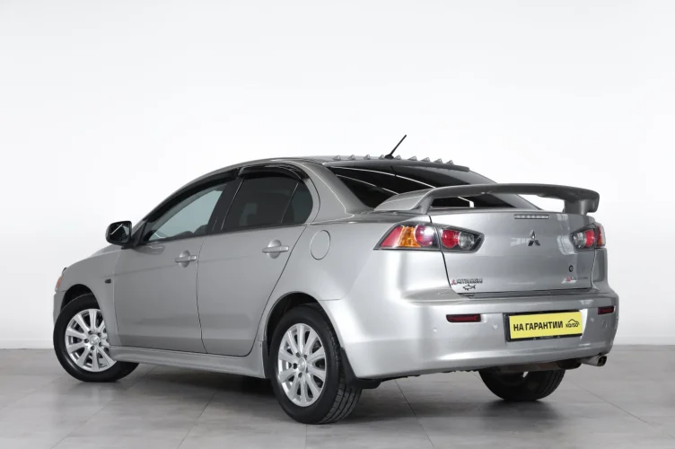 Mitsubishi Lancer 4 из 6