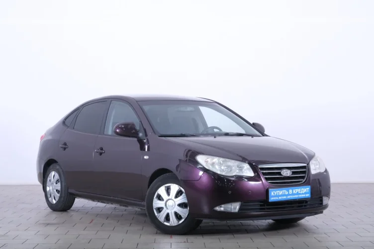 Hyundai Elantra 1 из 6