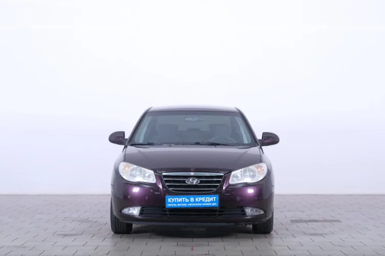 Hyundai Elantra 2 из 6