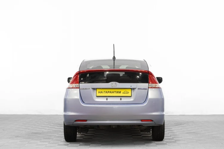 Honda Insight 5 из 6