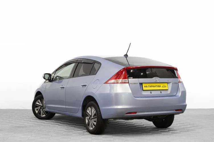 Honda Insight 6 из 6