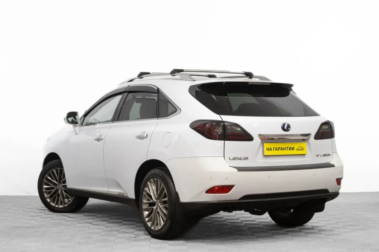 Lexus RX 6 из 6