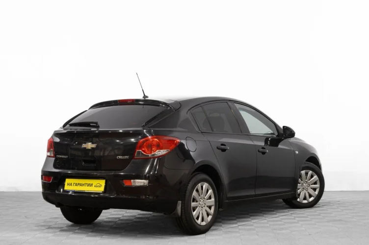 Chevrolet Cruze 4 из 6