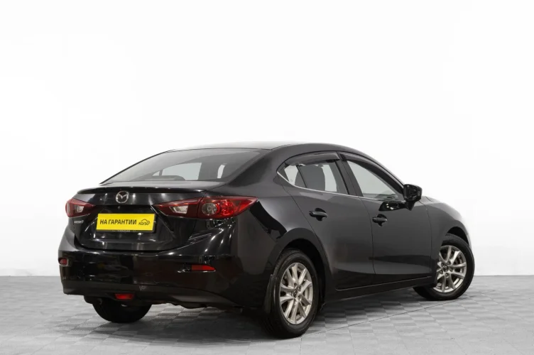 Mazda 3 4 из 6