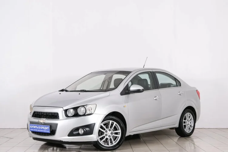 Chevrolet Aveo 3 из 6