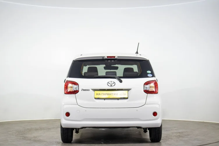 Toyota Passo 5 из 6