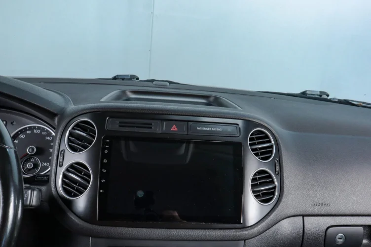 Volkswagen Tiguan 12 из 16