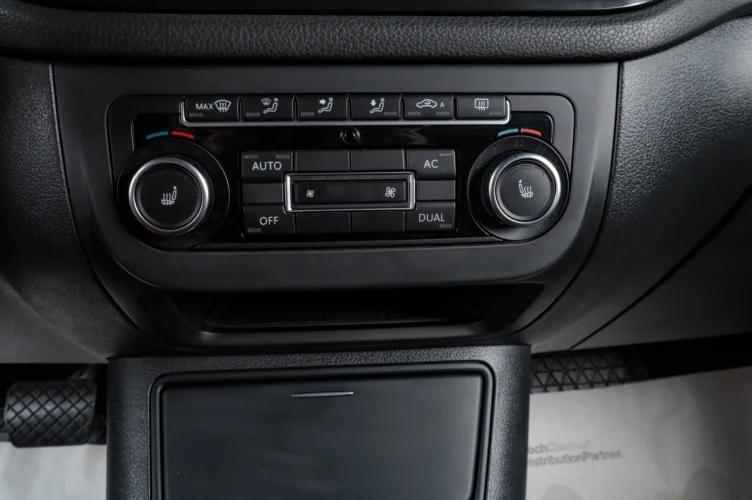 Volkswagen Tiguan 13 из 16