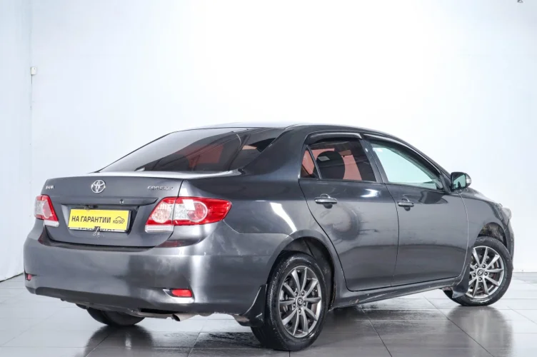Toyota Corolla 6 из 15