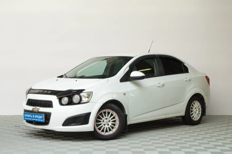 Chevrolet Aveo 3 из 6
