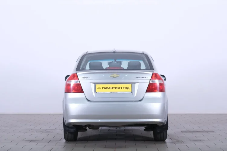 Chevrolet Aveo 5 из 6