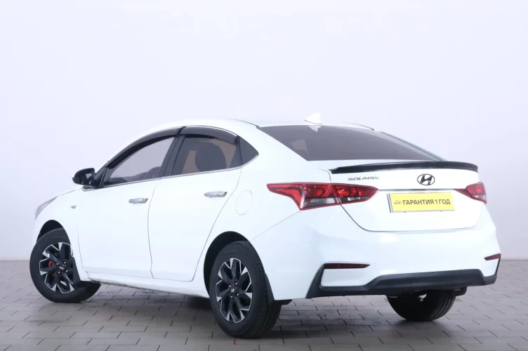 Hyundai Solaris 4 из 6
