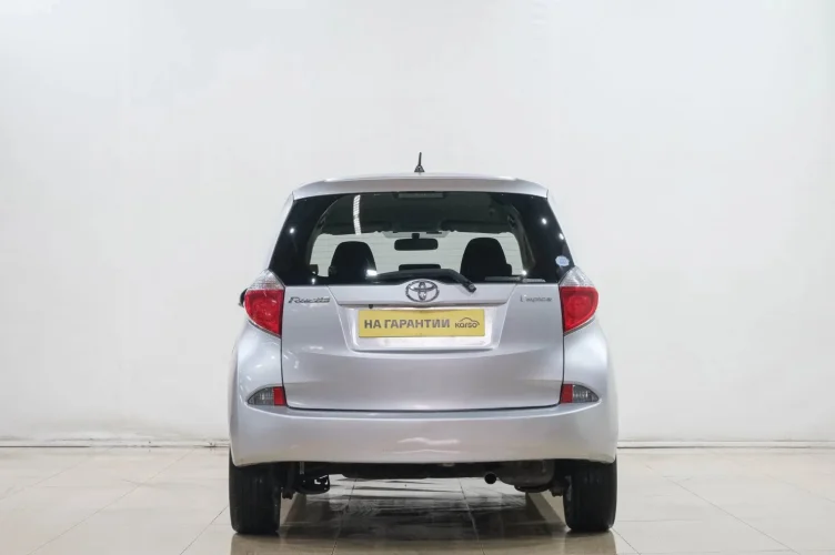 Toyota Ractis 5 из 6