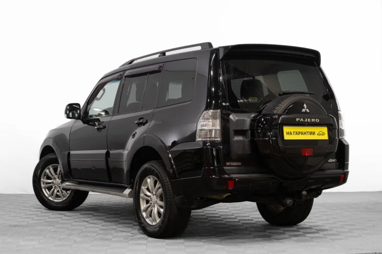 Mitsubishi Pajero 6 из 6