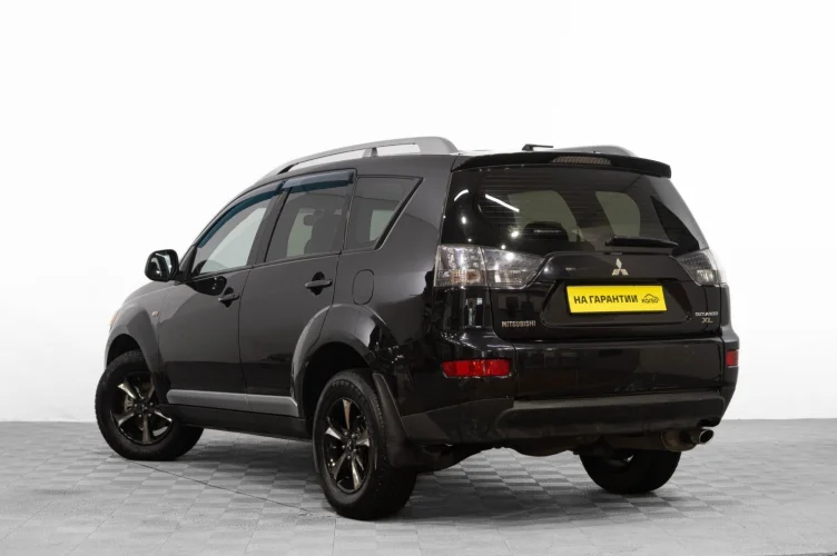 Mitsubishi Outlander 6 из 6