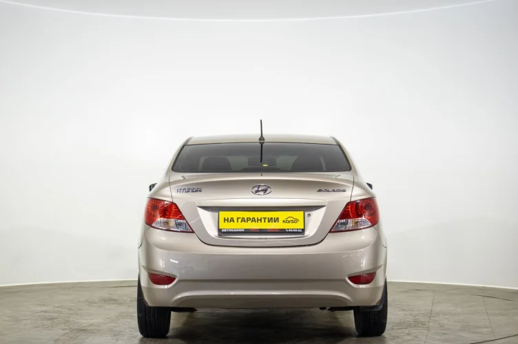 Hyundai Solaris 5 из 6