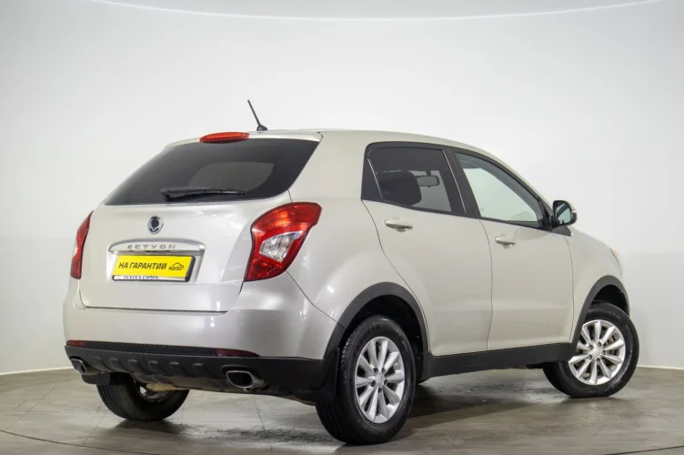 SsangYong Actyon 4 из 6