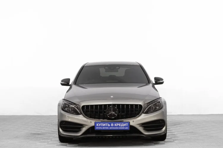 Mercedes-Benz C-класс 2 из 6