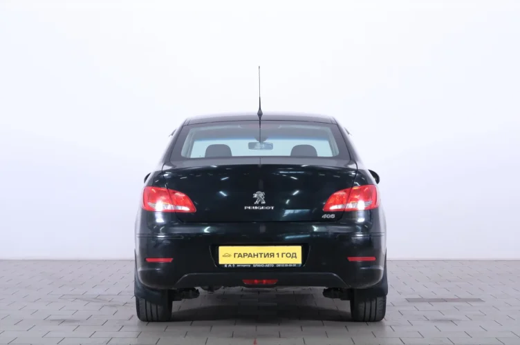 Peugeot 408 5 из 6