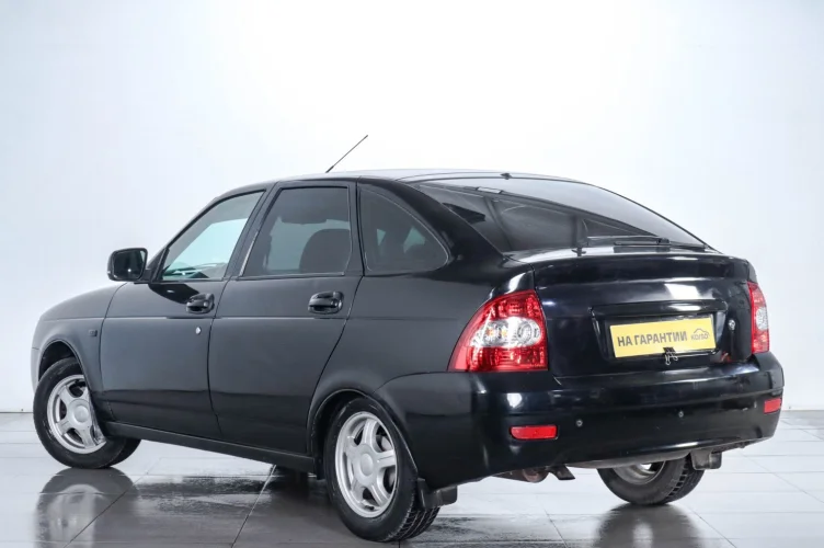 ВАЗ (LADA) Priora 4 из 14
