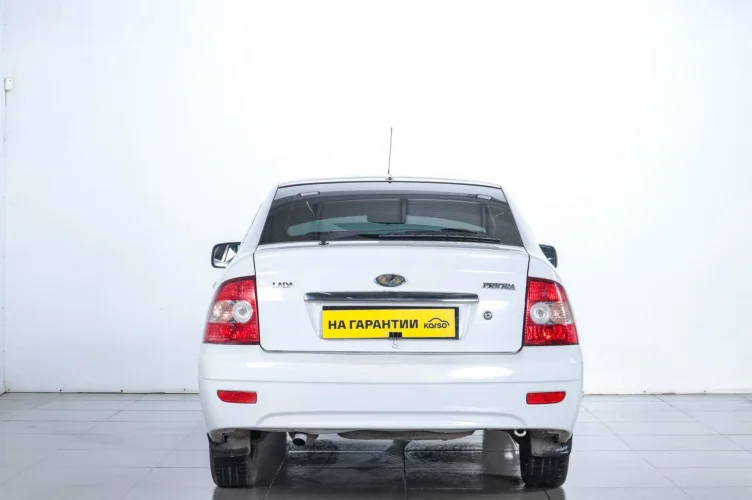 ВАЗ (LADA) Priora 4 из 12