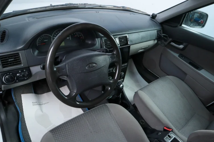 ВАЗ (LADA) Priora 5 из 12
