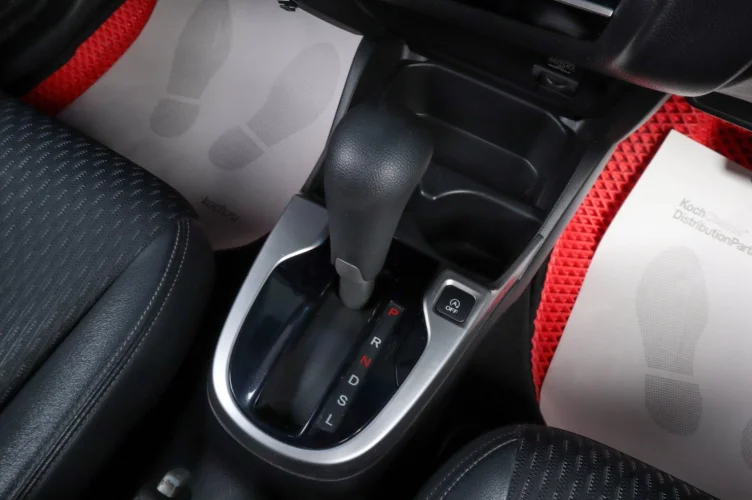 Honda Fit 10 из 12