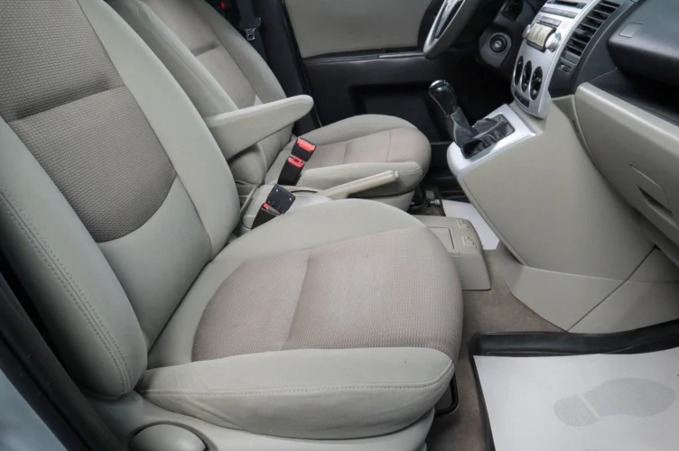 Mazda 5 16 из 17
