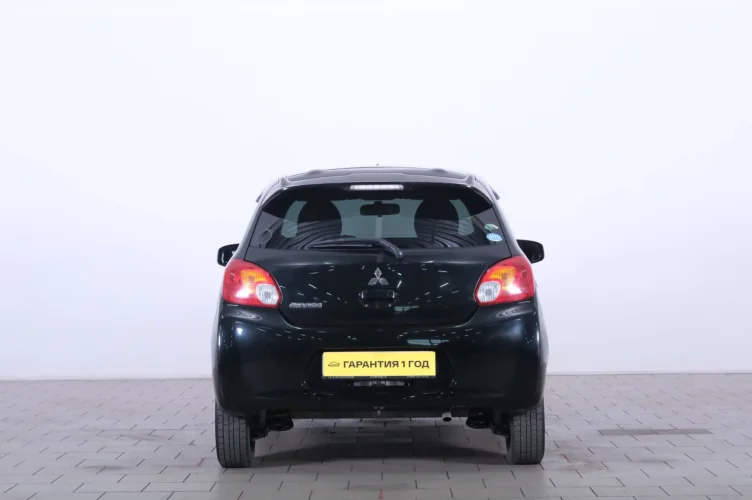 Mitsubishi Mirage 5 из 6