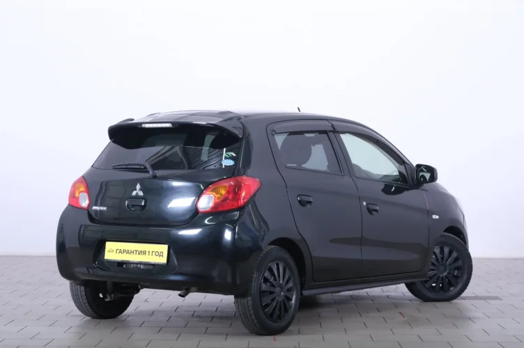 Mitsubishi Mirage 6 из 6