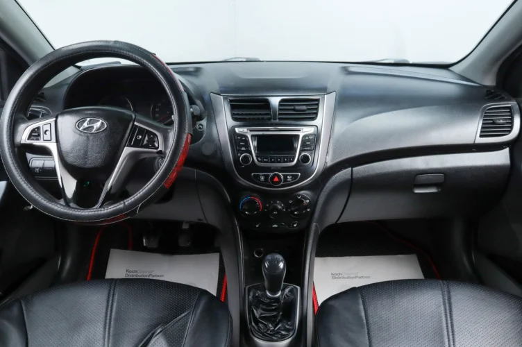 Hyundai Solaris 16 из 17