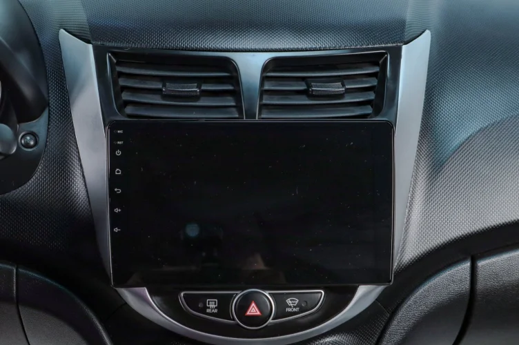 Hyundai Solaris 12 из 16