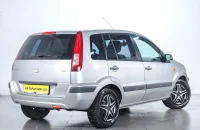 Ford Fusion 3 из 12