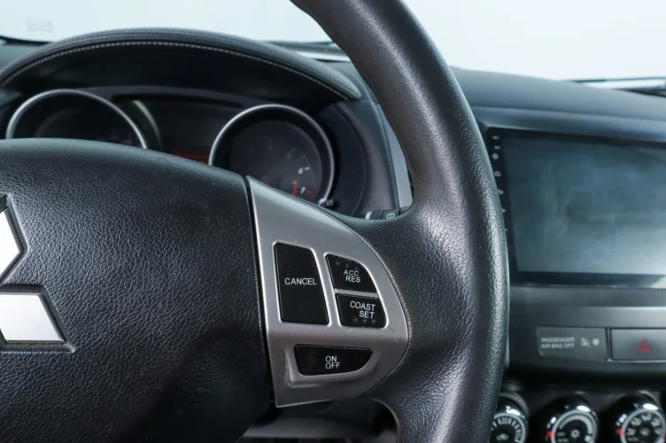 Mitsubishi Outlander 11 из 17