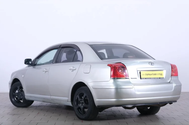 Toyota Avensis 4 из 6