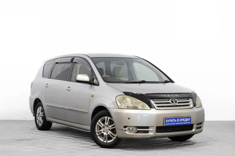 Toyota Ipsum 1 из 6