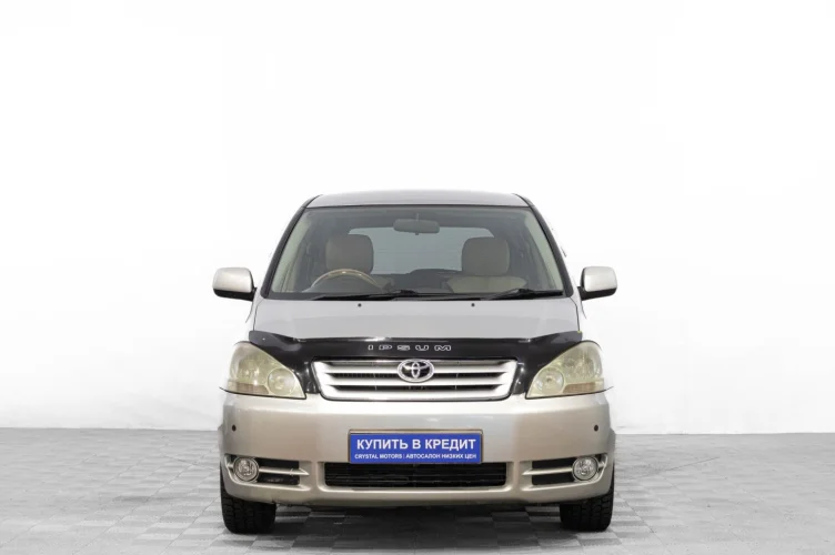 Toyota Ipsum 2 из 6