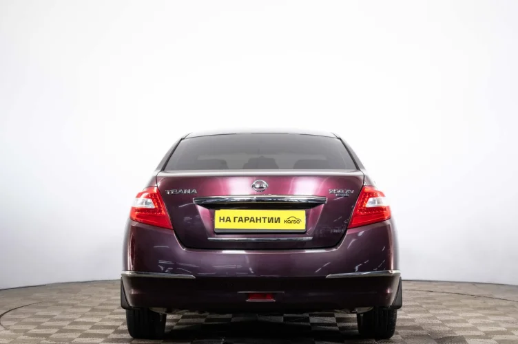 Nissan Teana 5 из 6