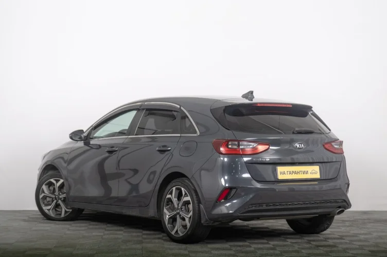 KIA cee'd 5 из 6