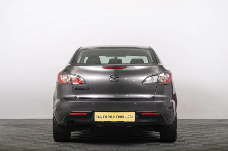 Mazda 3 4 из 6