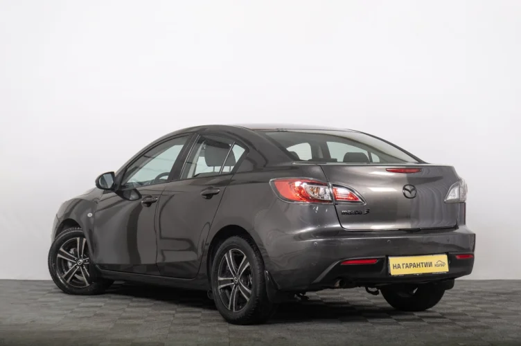 Mazda 3 5 из 6