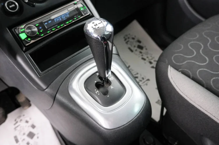 Citroen C3 Picasso 16 из 21