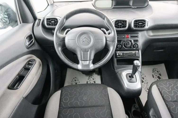 Citroen C3 Picasso 14 из 21