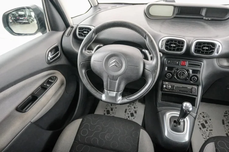 Citroen C3 Picasso 9 из 21