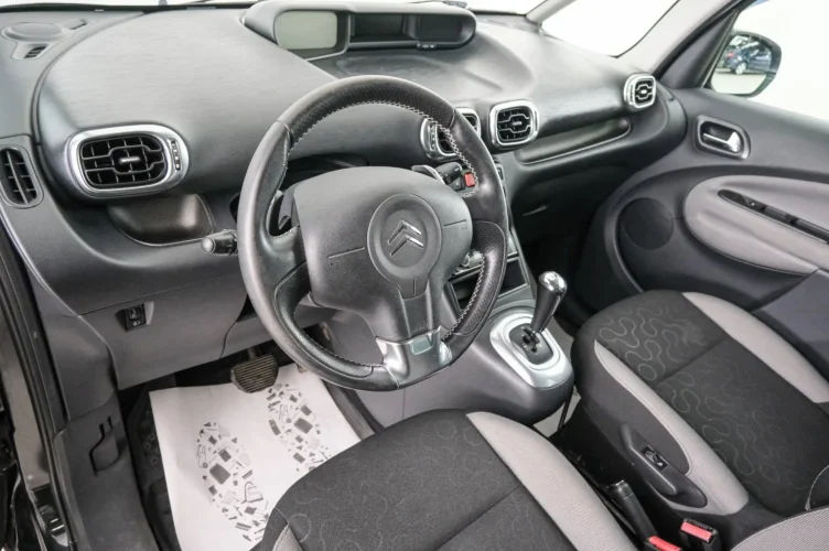 Citroen C3 Picasso 8 из 21