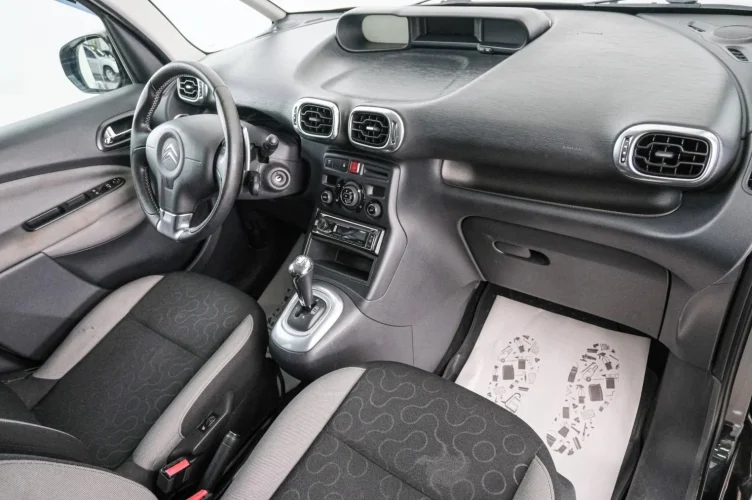 Citroen C3 Picasso 12 из 21