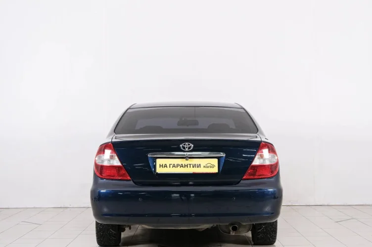 Toyota Camry 5 из 6