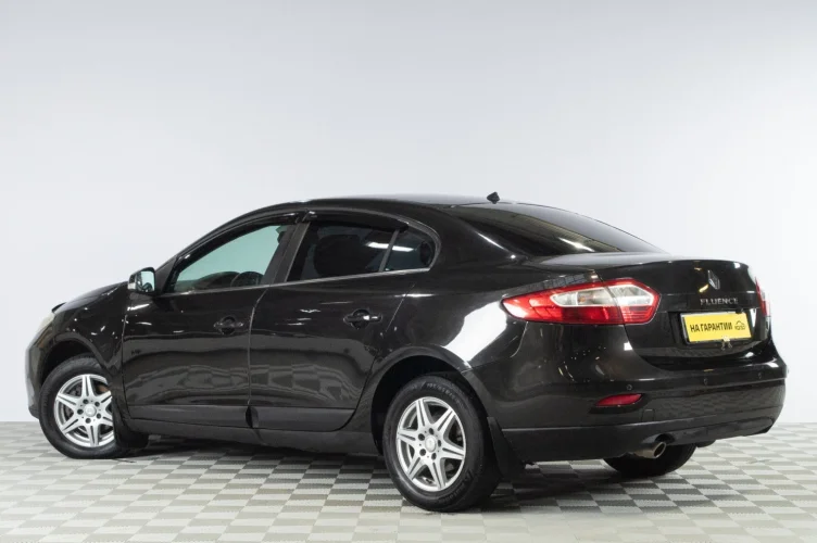 Renault Fluence 4 из 6